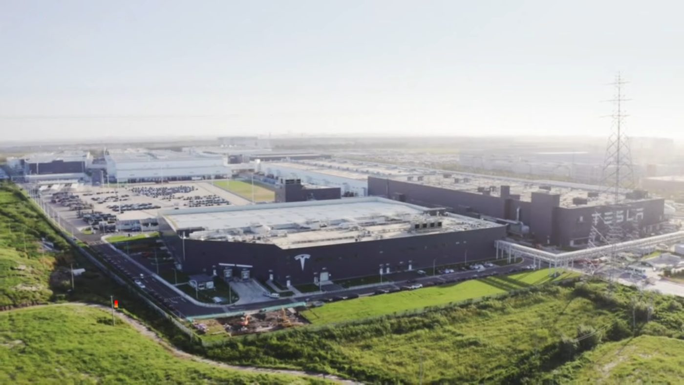 Gigafactories and Global Scale
